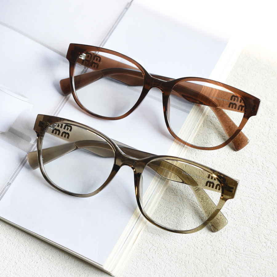 Gold-Lettered Plastic Eyeglasses - Image 3
